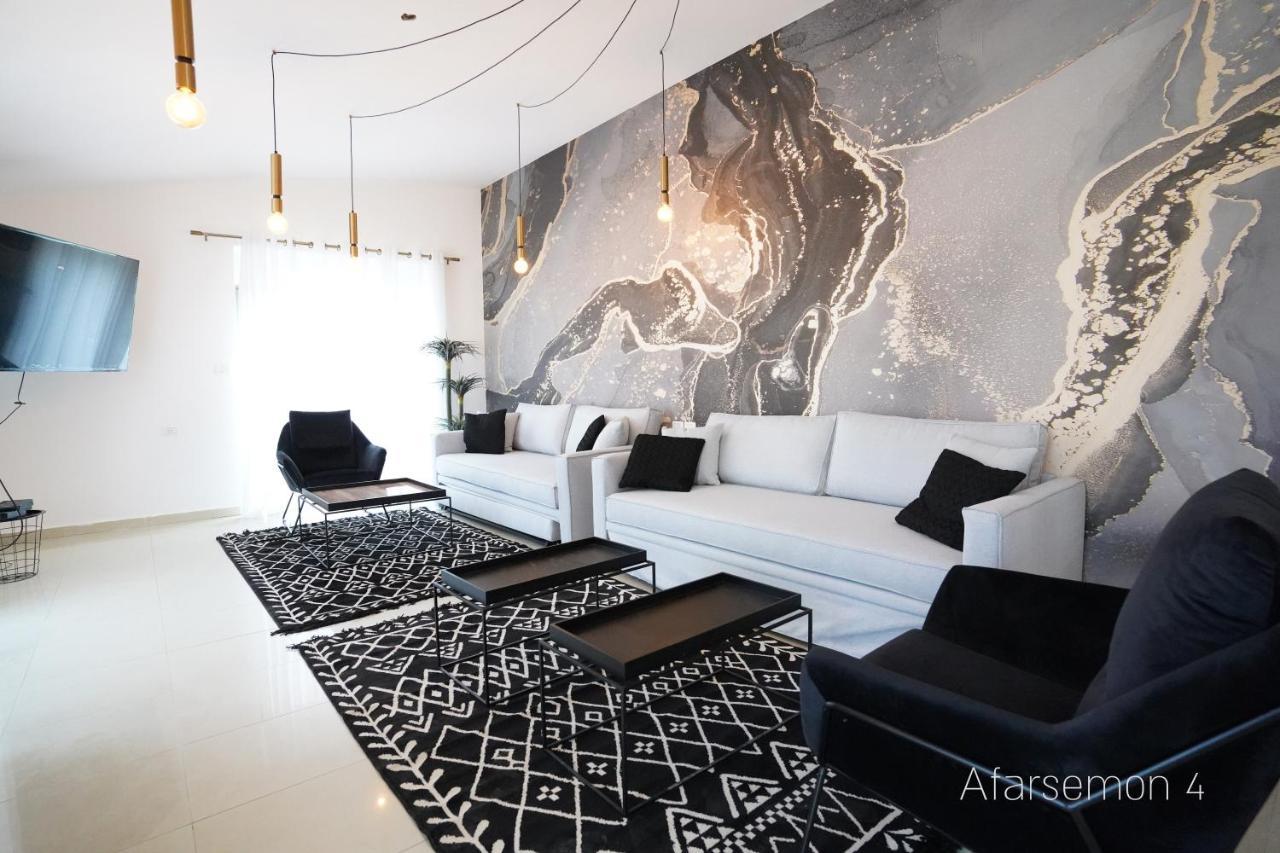 Yalarent Afarsemon Apartments With Pool - For Families & Couples Eilat Exterior foto