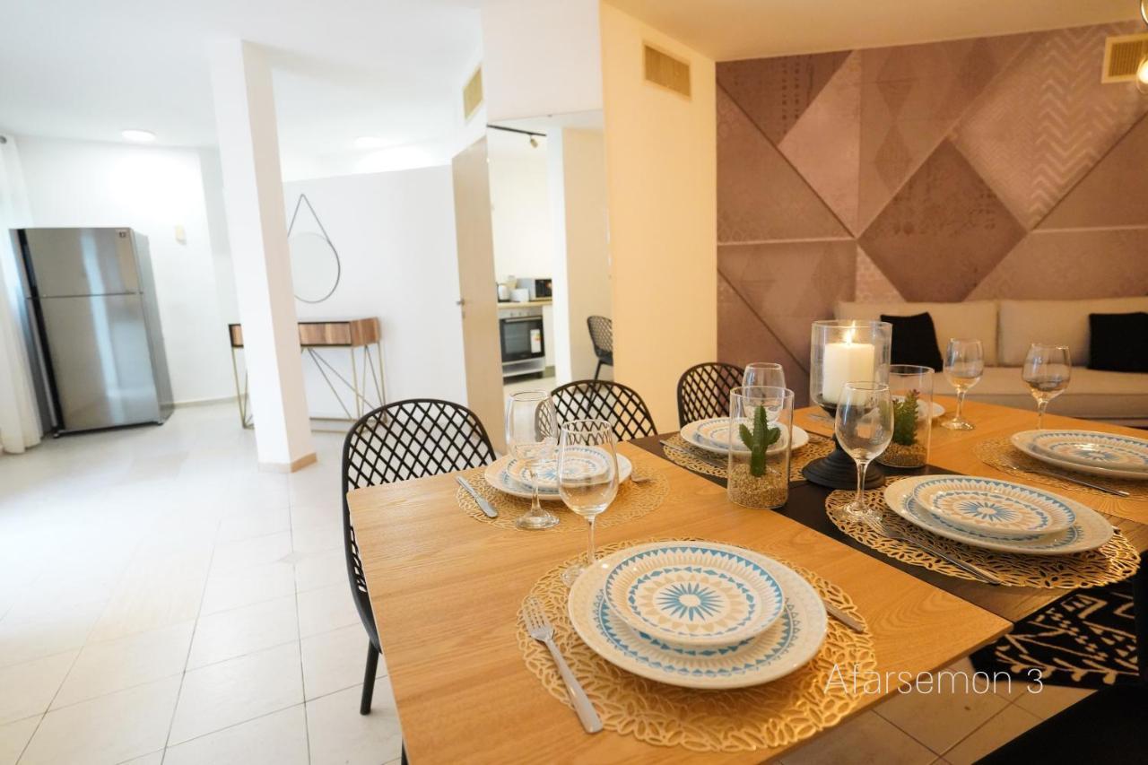 Yalarent Afarsemon Apartments With Pool - For Families & Couples Eilat Exterior foto