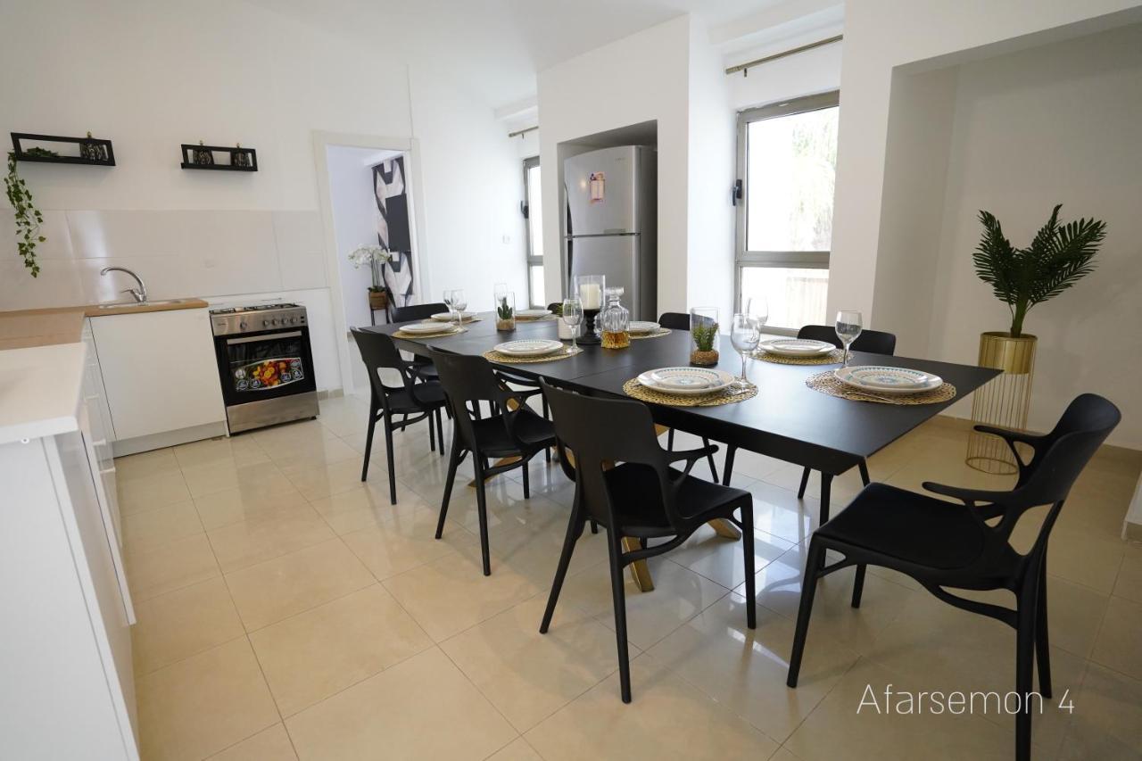 Yalarent Afarsemon Apartments With Pool - For Families & Couples Eilat Exterior foto