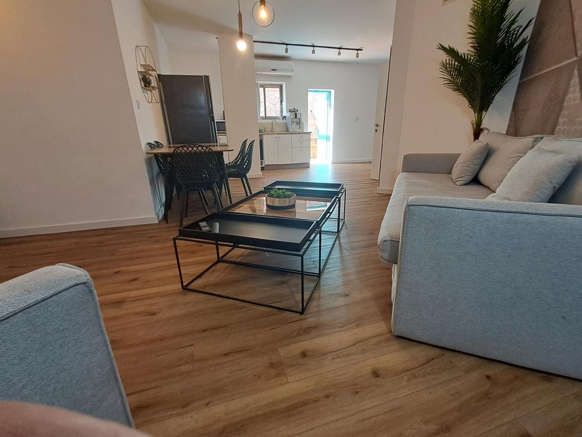 Yalarent Afarsemon Apartments With Pool - For Families & Couples Eilat Exterior foto